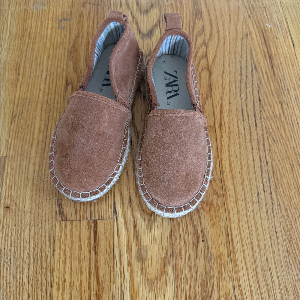 Zara Kids Tan Slip-On Slippers
